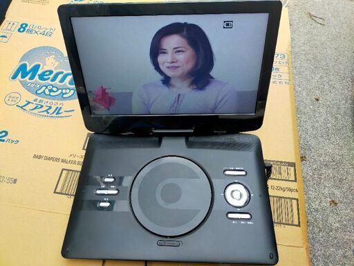 ベルソス 12.5インチ ポータブルDVDプレーヤー