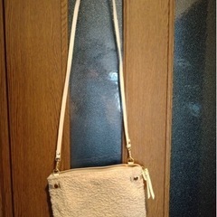 ショルダーバッグの画像
