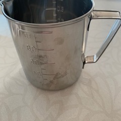 計量カップの画像