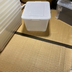 カインズ 収納ケース10個　サンボックス#36-2A3個　トラスコ中山折り畳みコンテナの画像