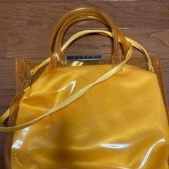 GUESS ハンドバッグ　オレンジ色
