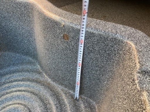 錦鯉、メダカなどの埋込水槽