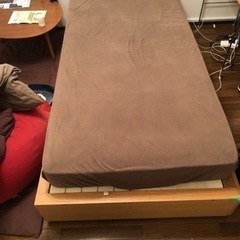 無印　オーク材収納付きシングルベッド※条件ありの画像