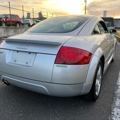 成約済み　アウディ　TT 5万キロ台　1.8T オートマの画像
