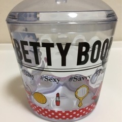 ベティー　蓋付き小物入れの画像