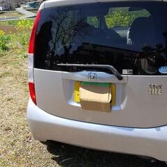 ドアに少しキズあります。近いところなら現物を持ってきます。見て確認して下さいの画像