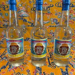 💛【幻の酒】【泡波】600ml　大切なパーティーの話題に！この1本？💛