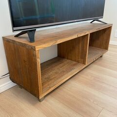 テレビボードの画像