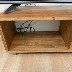 テレビボードの画像