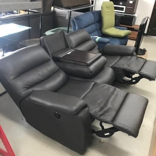 取引場所　南観音　K2203-411 ニトリ　美品レザー電動リクライニングソファ　静音