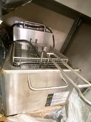 ★終了★飲食店必見 フライヤーやお寿司の巻物機など