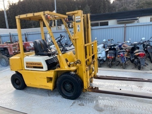 コマツ　フォークリフト20