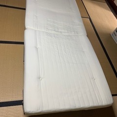 折り畳み式　ベッドの画像