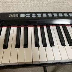 電子ピアノ88鍵の画像