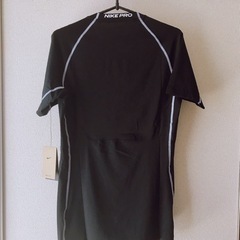【未使用新品】NIKE/スポーツインナー/Lサイズの画像