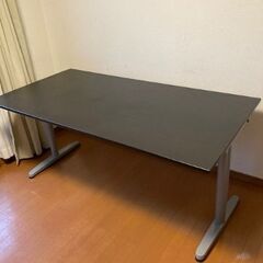 ＩＫＥＡ　デスク（ＧＡＬＡＮＴ）
