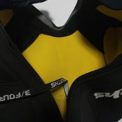 【中古】男性用セミドライウェットスーツの画像