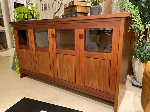 宇都宮でオシャレな家具を探すなら『オトワリバース！』家具蔵 KAGURA ローボード W1600 サイドボード ウォールナット 収納家
