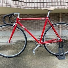 ◆FUJI（フジ）ピスト完成車外し品（ドロップハンドル＋ブレーキレバー） ◇FUJI（フジ）ピスト完成車外し品（ドロップハンドル＋ブレーキレバー