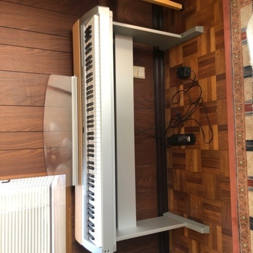Yamaha 電子ピアノ　p-140s  