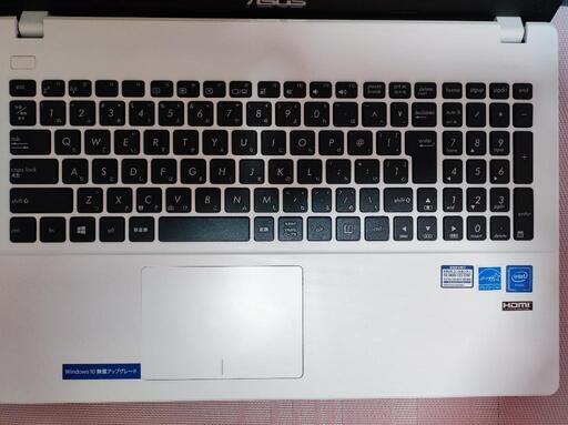 取引中。美品ノートパソコン！ ASUS R512M