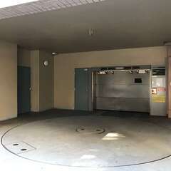 ☆仲介手数料0円！☆月極駐車場☆渋谷区代々木☆初台☆3.2万円～☆ - 渋谷区
