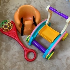 ベビー用品3点バンボ、手押し車など