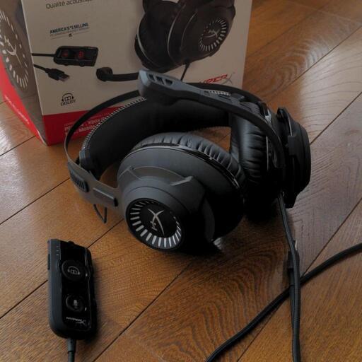 HyperX Cloud Revolver S ゲーミングヘッドセット