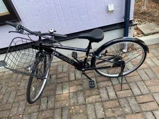 【最終値下げ！】ムジェロA ブラック 26型 外装6段変速＋ヘルメット付き　通勤や通学に