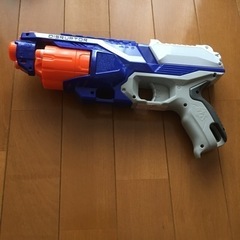 ナーフガン　シューティングゲームグッズの画像