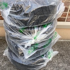 スタッドレスタイヤ17インチ　ナットホイールセットの画像