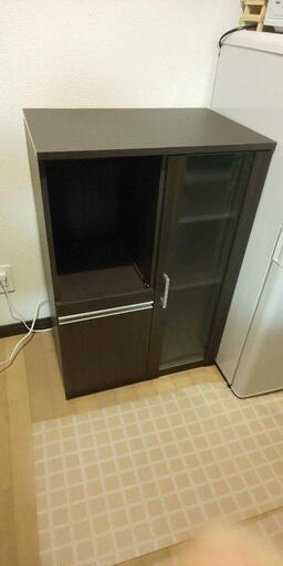 コンパクト食器棚