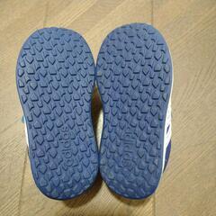 アディダス　キッズシューズ　14cmの画像