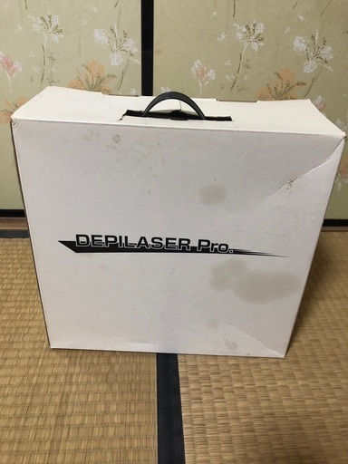 デピレーザープロ　レーザー脱毛器