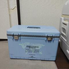 取引中　[ジャンク品]　iglooクーラーボックスの画像