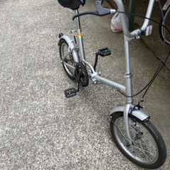 16インチ　折りたたみ自転車の画像