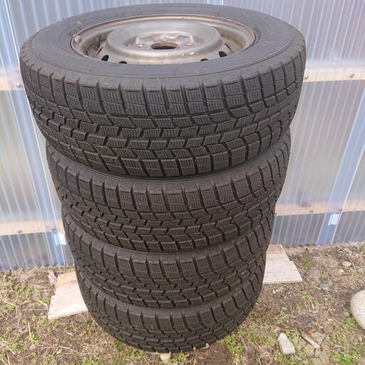 スノータイヤ売ります。