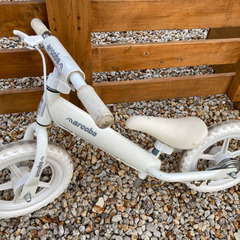 12インチ　キックバイク　自転車