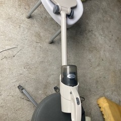 小さい掃除機の画像