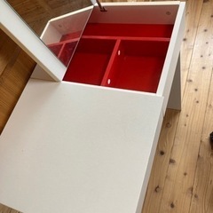IKEA ドレッサーの画像