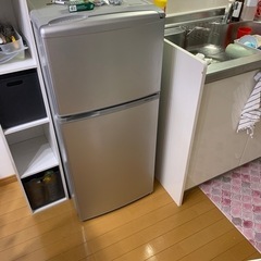 冷蔵庫！格安です！多分笑