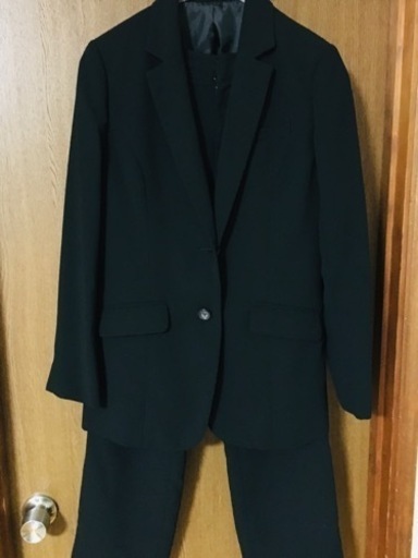 入学式卒業式に！11号スーツ.ブラウスセット形綺麗です♡