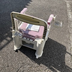 ポータブルトイレ　便座ヒーター付きパナソニック製の画像