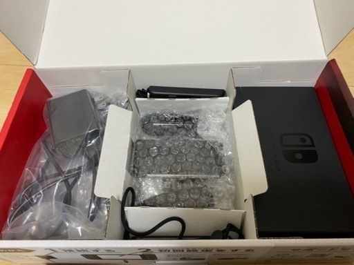 【美品】任天堂Switch 