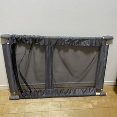 ベビーフェンス　90〜130cm