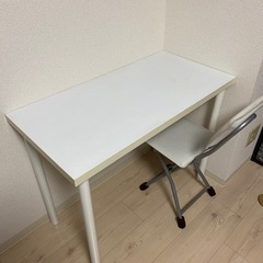 ダイニングテーブル　2人用の画像