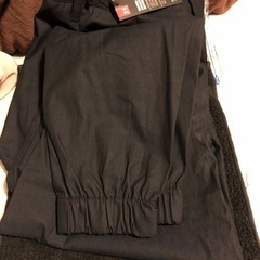 値下げ‼️新品‼️未使用‼️アンダーアーマー‼️紺色スラックス‼️96センチ‼️の画像