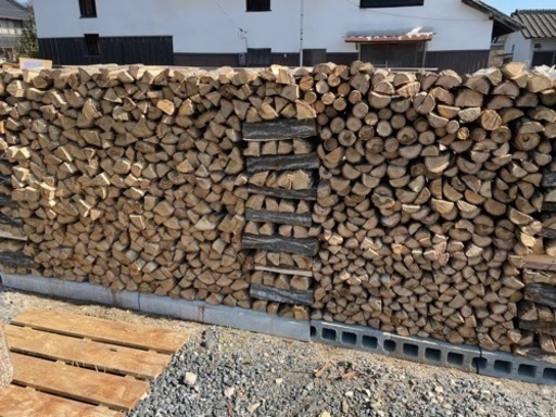 取引決定　4/7〜値上げ予定　薪　広葉樹　キロ30円　残り軽トラ2杯