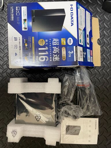 【新品未使用】【値相談可】ネットワークHDD（NAS）/ ３TB / WD製HDD、日本製/ IO DATA HDL AA3
