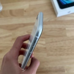 iPhoneSE第2世代/ホワイト/SIMフリー/64GB